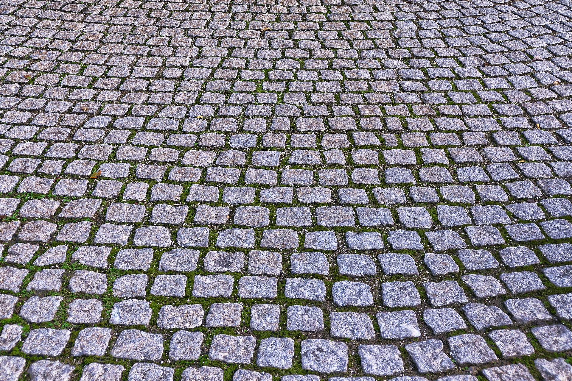 cobblestones-2937996_1920