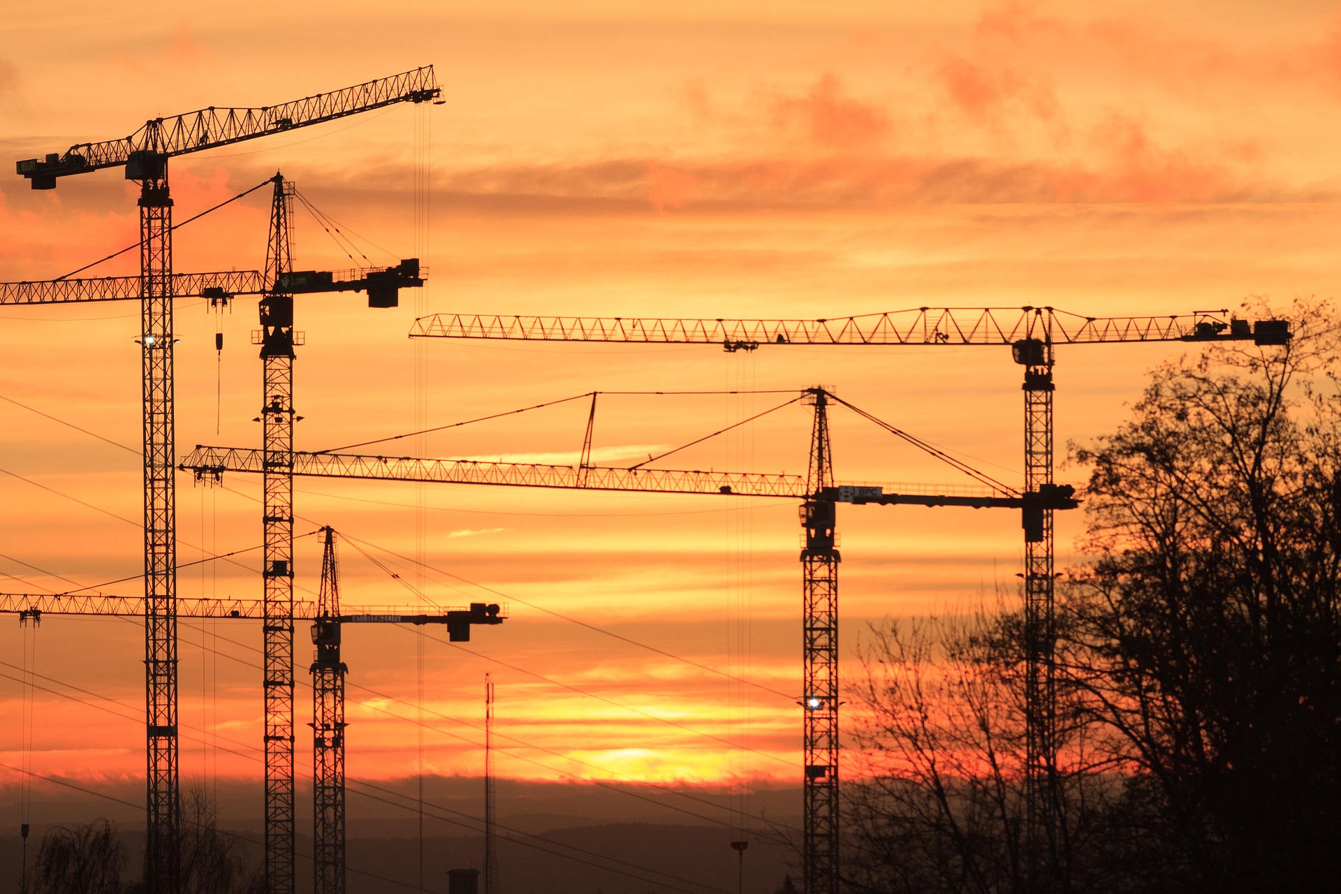 industry-3240344_1920