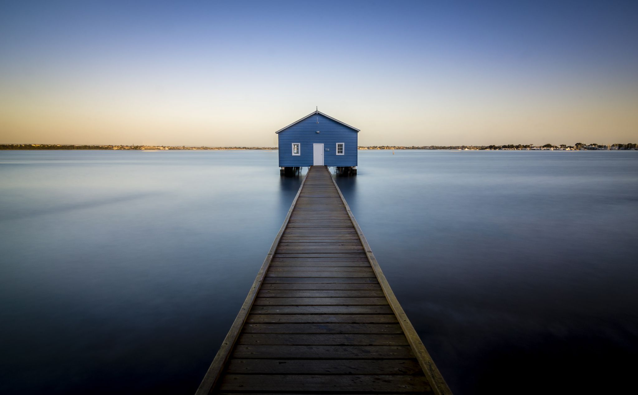 crawley-edge-boatshed-australia-wtnu_l